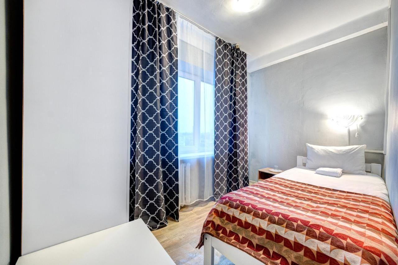 Holosiyvsky Hotel Kiev Bagian luar foto