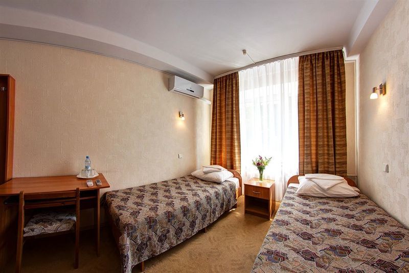 Holosiyvsky Hotel Kiev Bagian luar foto