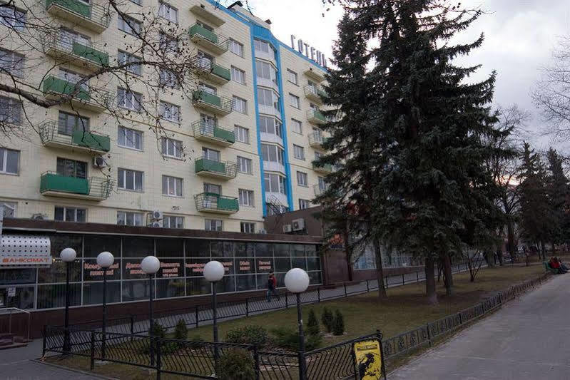 Holosiyvsky Hotel Kiev Bagian luar foto